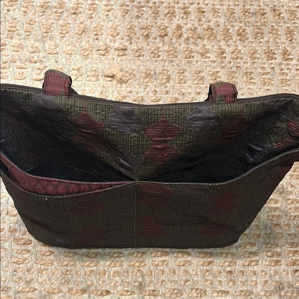 Marcua Elegant Multicolor Tote Bag - Picture 10 of 10